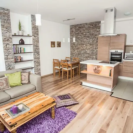 Szondi Duplex