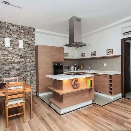 Szondi Duplex